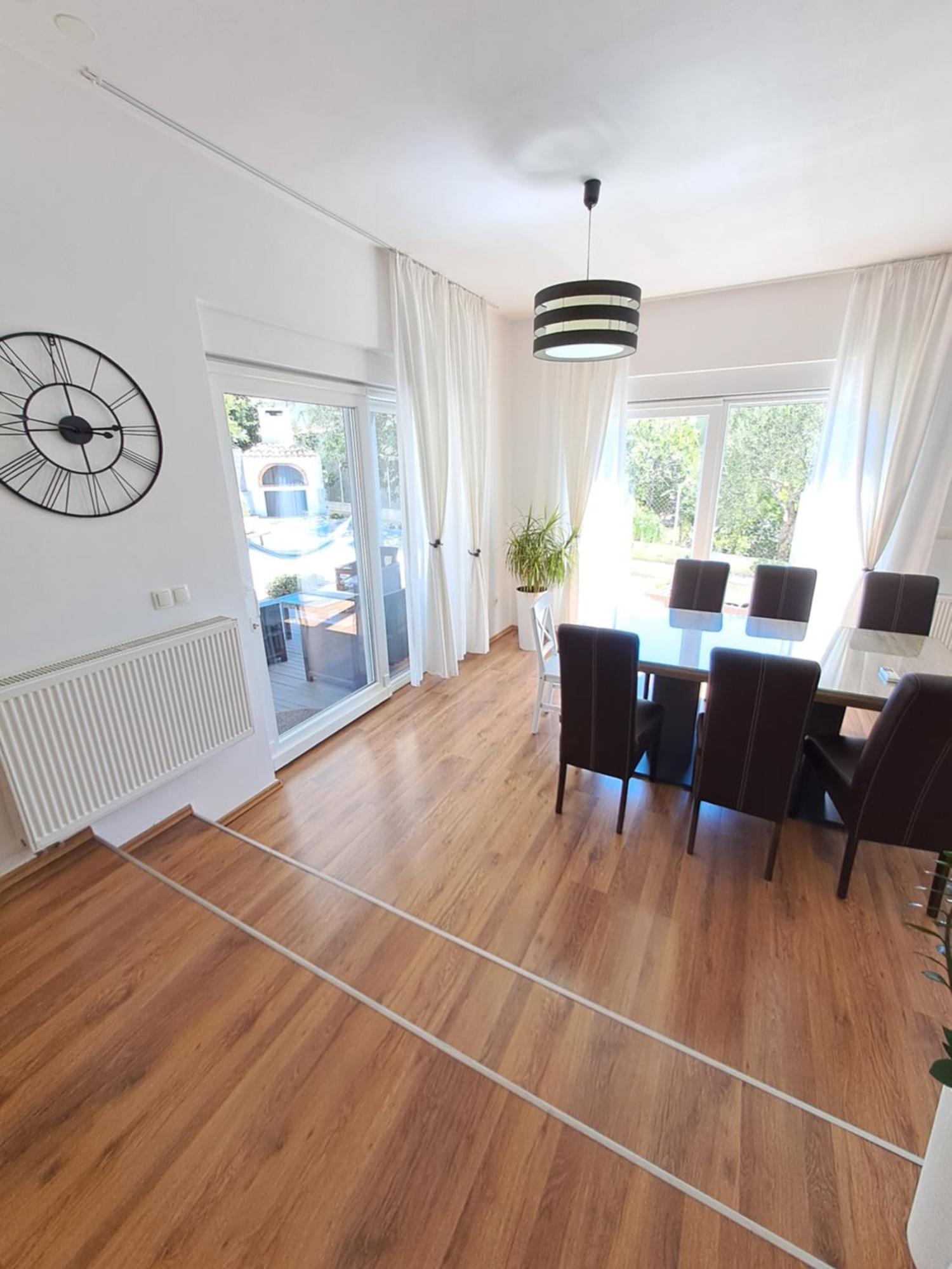 Holiday House Meri باكوشتاني المظهر الخارجي الصورة
